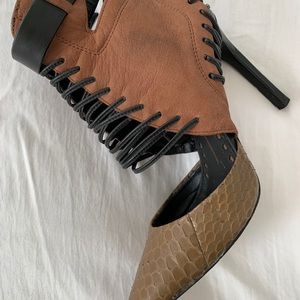 Dolce vita light brown/tan python